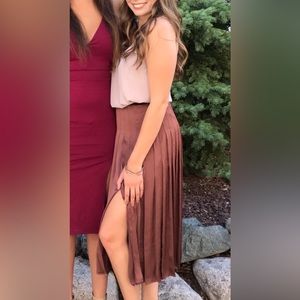 Aritzia Little Moon Pleated Skirt in Copper